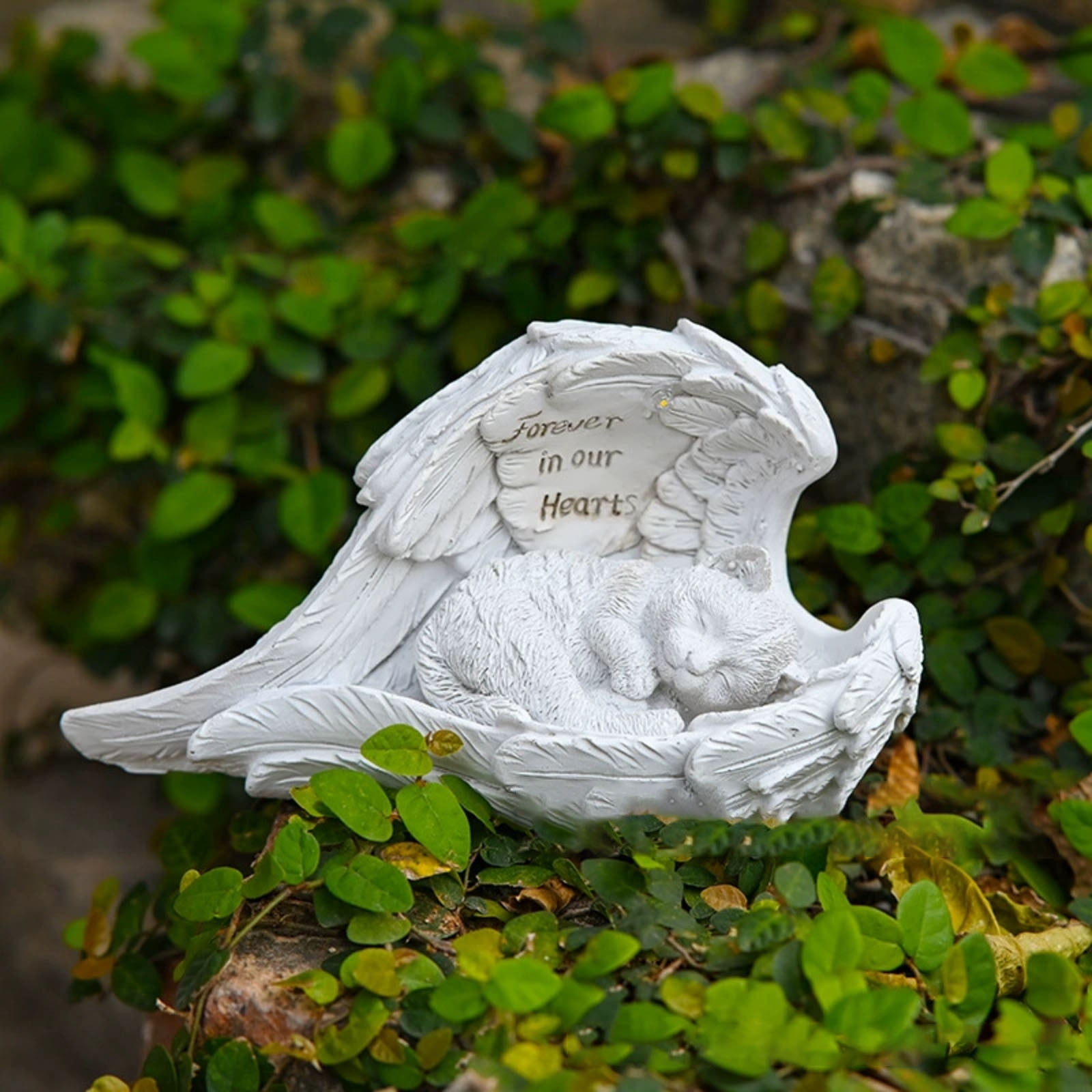 Pet Cat Solar Garden Memorial Statue - Outdoor Resin Angel Kitty with Solar Light, Guardian Angel Kitten Memorial Gift for Patio, Lawn, Yard, Garden Decor - White