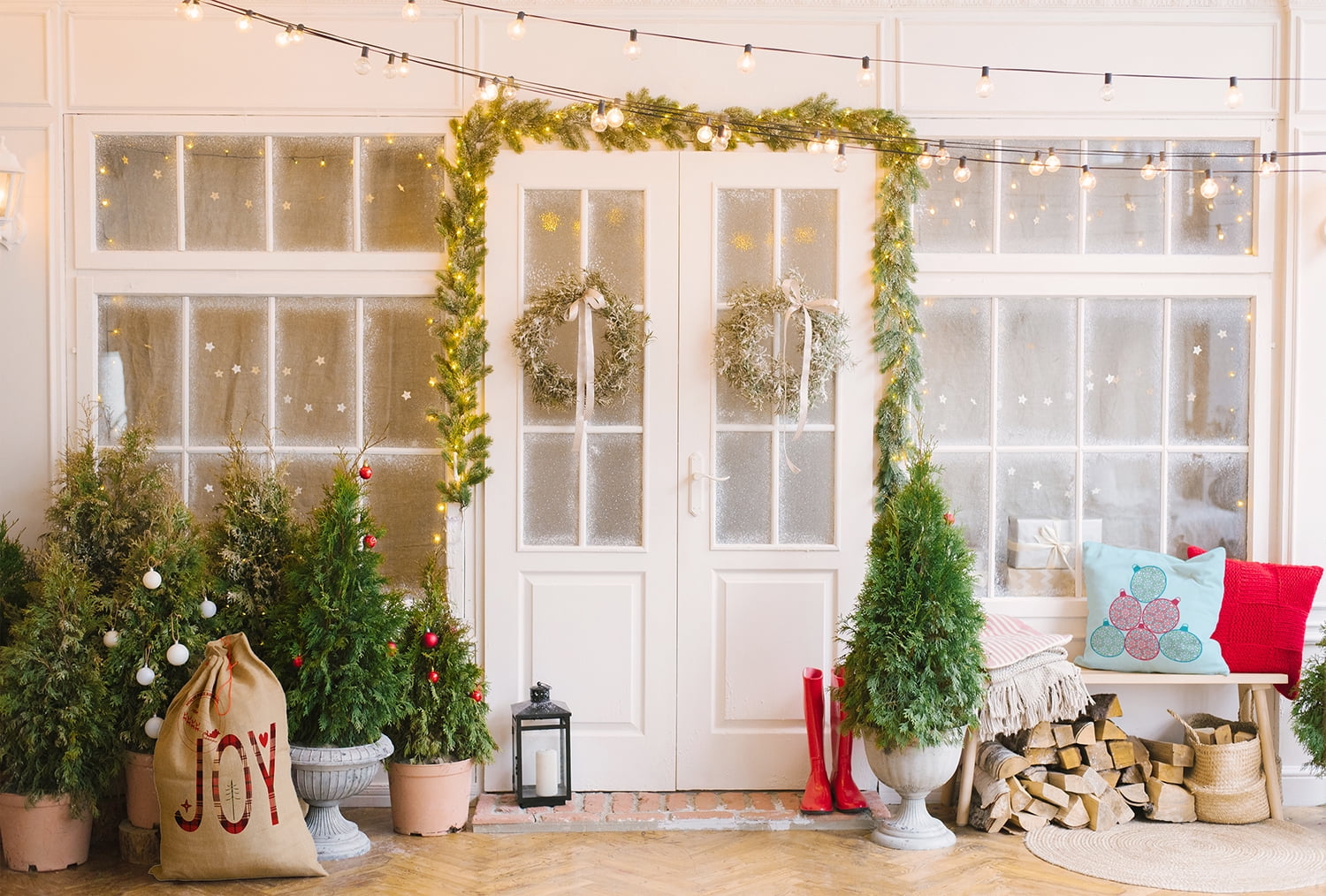 18" x 18" Simply Daisy Fancy Ornament Stack Polyester Indoor/Outdoor Pillow, Omar Qty 1