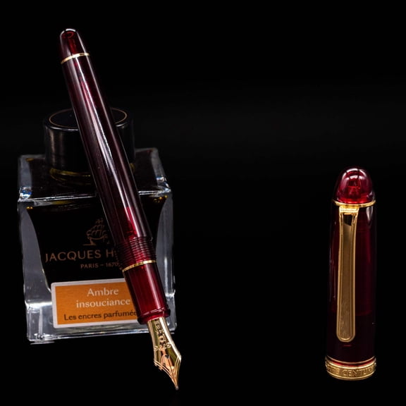 Platinum 3776 Century Fountain Pen - Bourgogne Gold