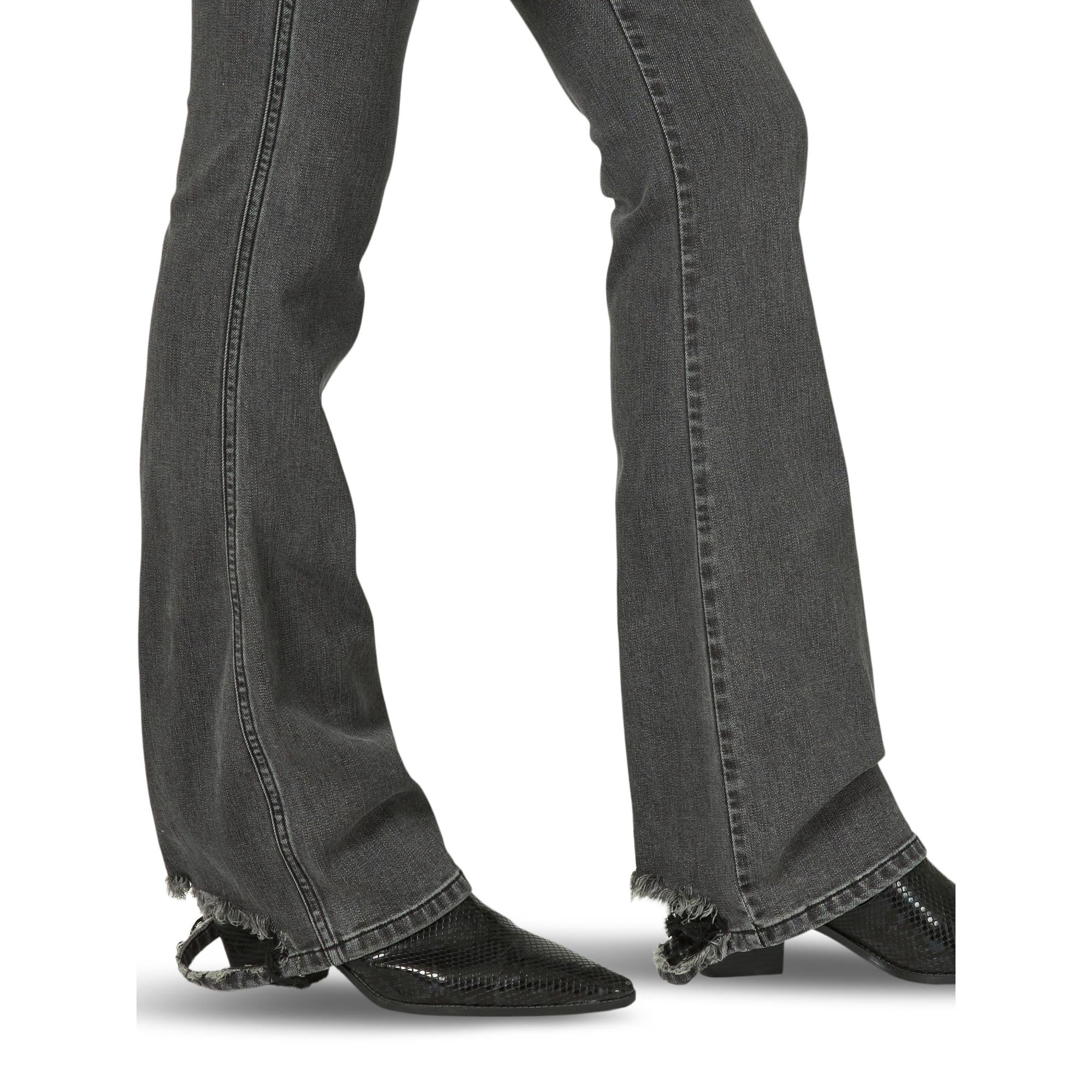 Wrangler Women's Exaggerated Boot Cut Jean