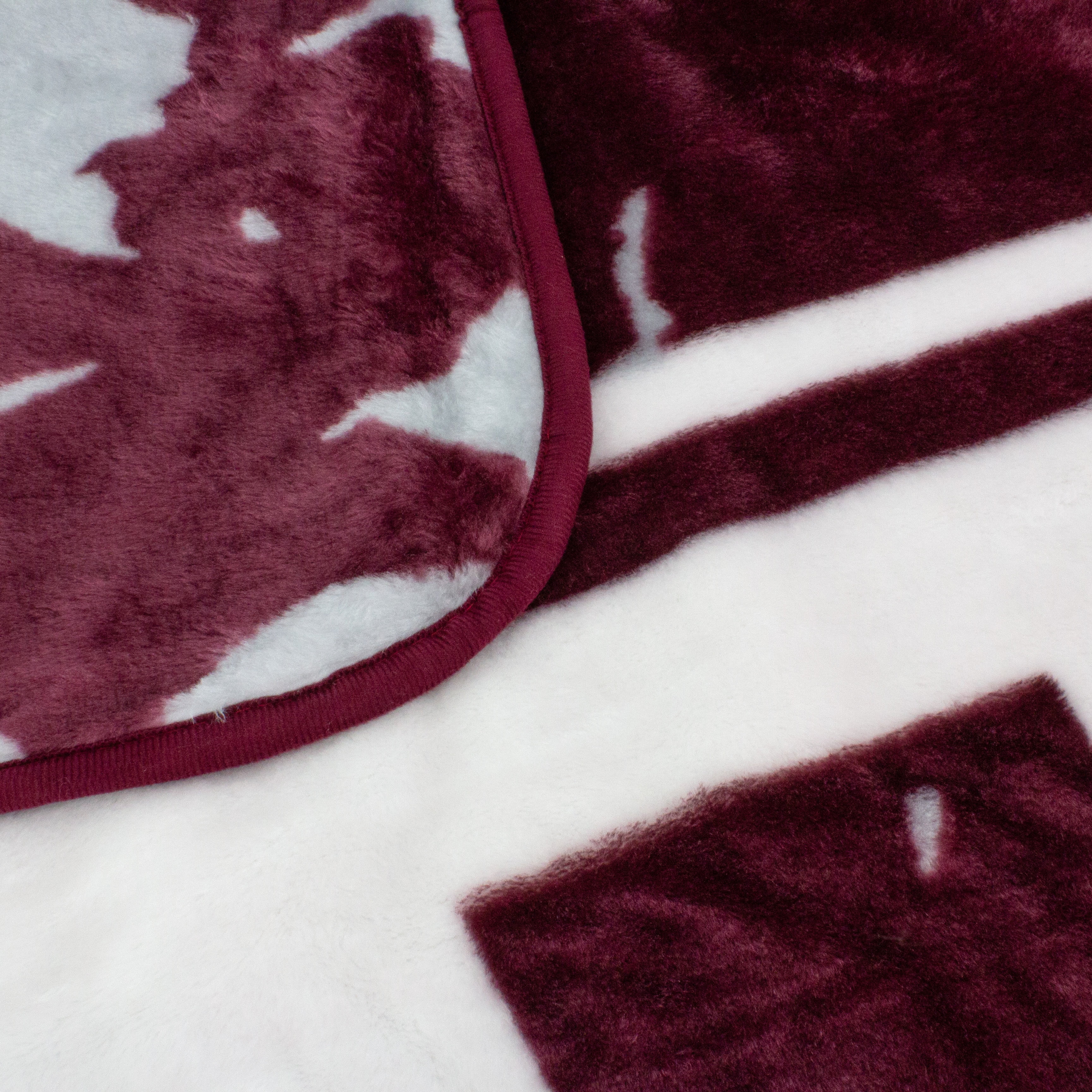 College Covers Texas A&M Aggies Huge Raschel Throw Blanket, Bedspread, 86" x 63"