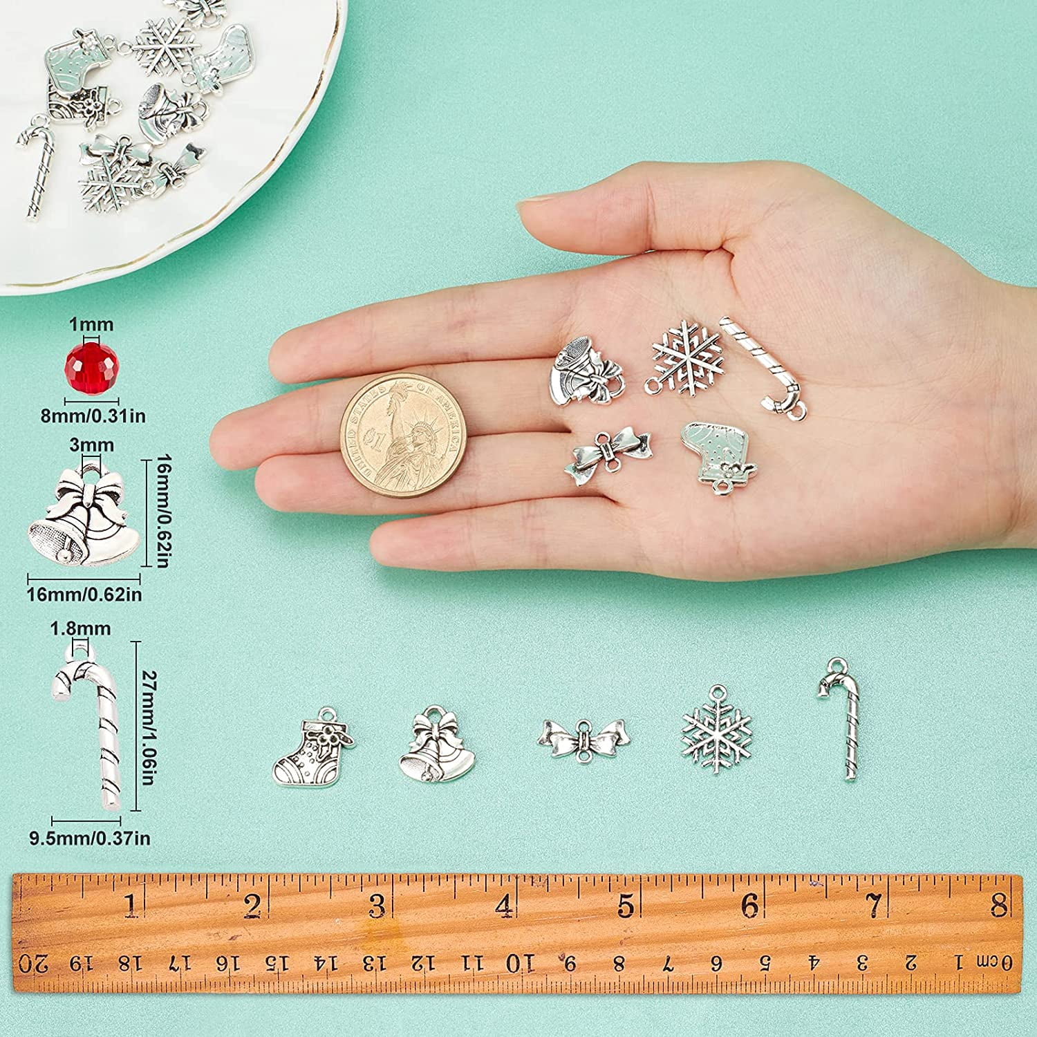 1 Box DIY 10 Pairs Christmas Electroplate Glass Beads Dangle Earring Making Kits Snowflake Bowknot Christmas Sock Candy Pendants Charms & Earring Hooks