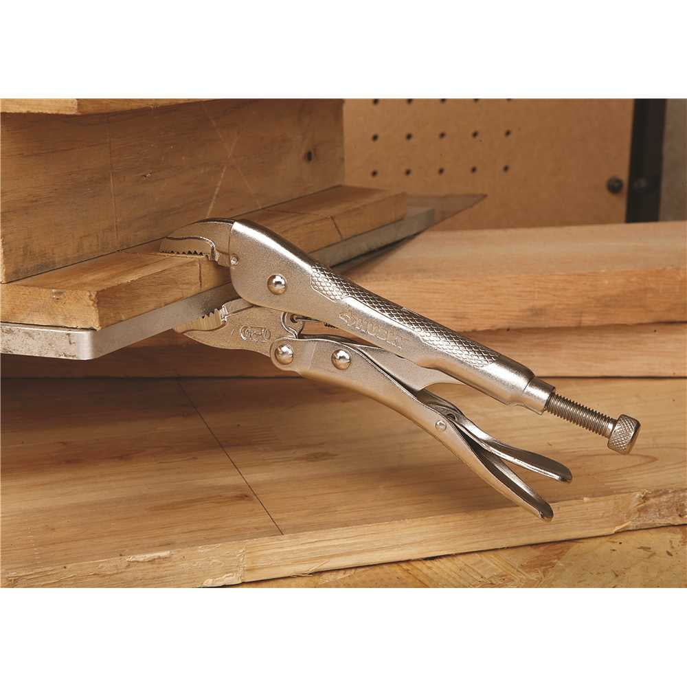 Husky 99454 Locking Pliers Set