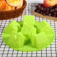 thumbnail image 2 of Molde de silicona con forma de casa pequeña para chocolate, molde para cubitos de hielo, utensilios para hornear pasteles, color verde, 2 of 4