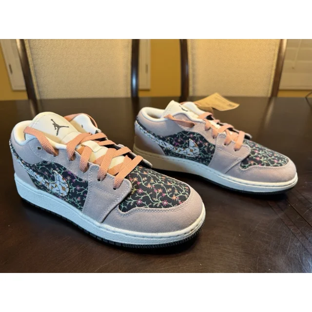 Ni - ke New Air Jordan 1 Low Floral Sneaker Shoes Size 6Y