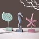 thumbnail image 2 of Figura de madera hecha a mano estilo náutico playero con forma de estrella de mar/caracola/caballito de mar, estatua de mesa con soporte para decoración de casas de lago, océano y costa., 2 of 8