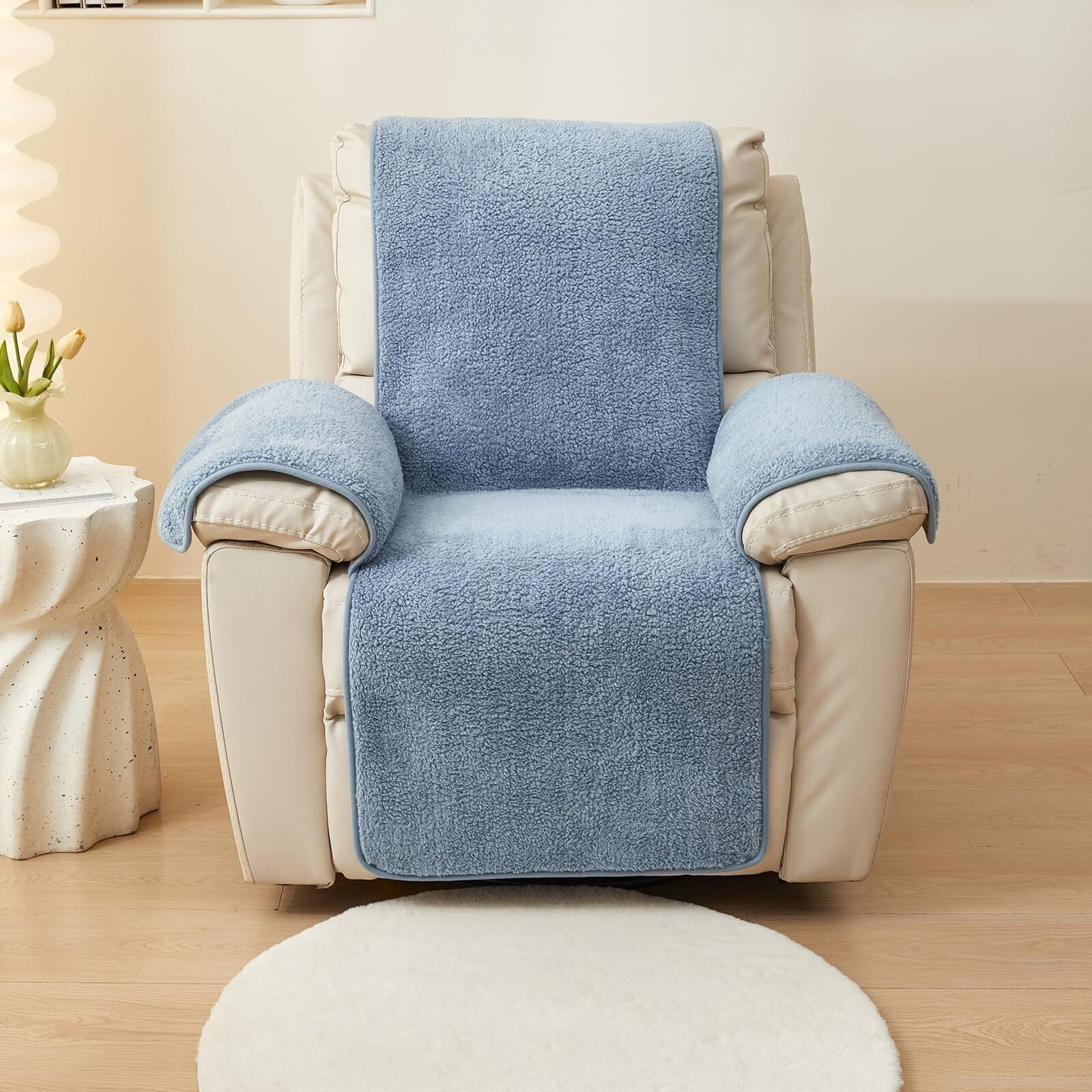 Recliner Chair Covers Fleece Soft Warm Sofa Slipcover Furniture Protector Non-Slip Washable Reclining Chair Cover for Kids, Pets