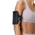 thumbnail image 4 of Nike Lean Plus Swoosh Brassard pour Téléphone, 4 of 4