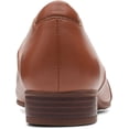 thumbnail image 3 of Mocasín Juliet Palm para Mujer Clarks en Cuero Caramelo Talla 8 Ancho, 3 of 6