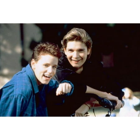 En Oferta Corey Haim And Corey Feldman 24X36 Poster