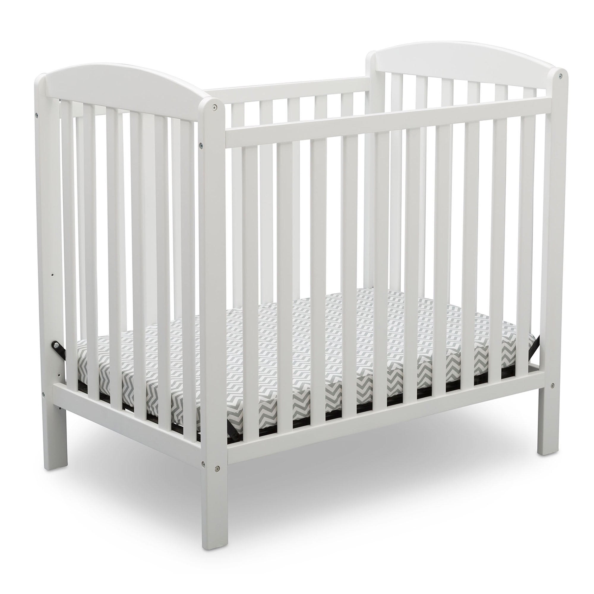 delta children mini crib