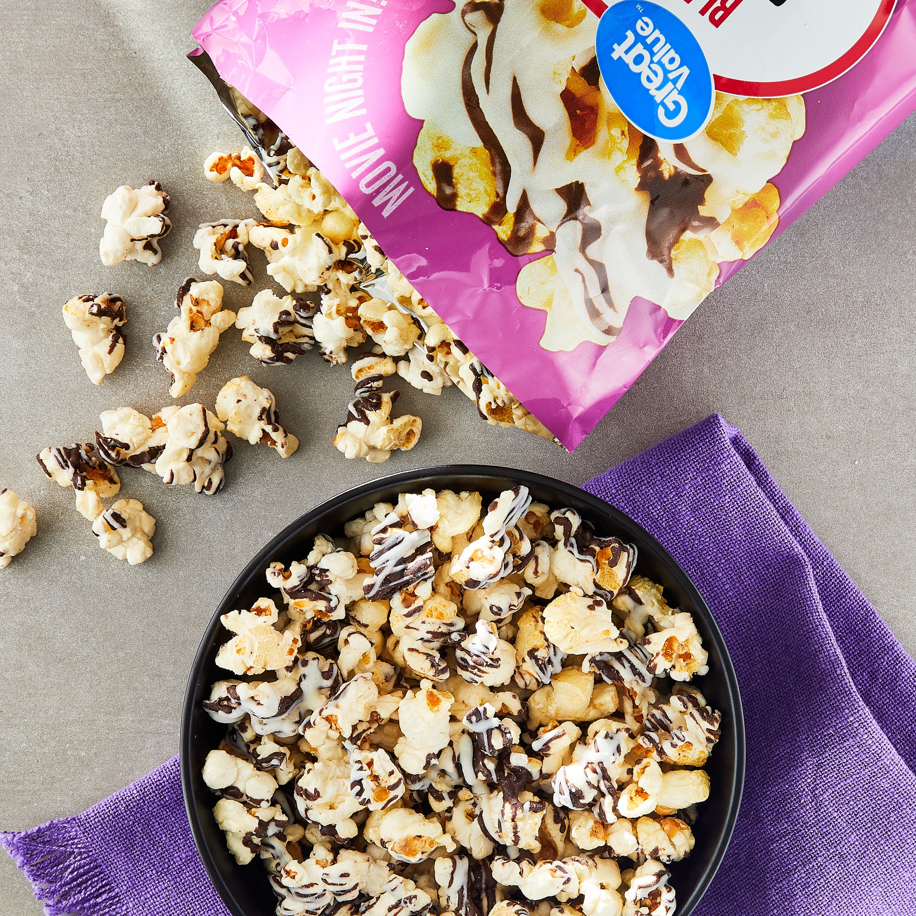 Great Value Black and White Drizzle Popcorn, 6 oz