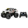thumbnail image 3 of New Bright (1:16) Battery Remote Control Nissan Frontier 4x4 White Truck, 1688U-8H Child, 3 of 9
