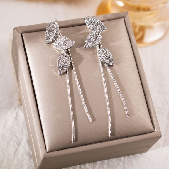 Zhuge Minimalist Tassel Drop Dangle Earrings, Set of 1 Pair, Lightweight Fringe Statement Jewelry for Women,T02