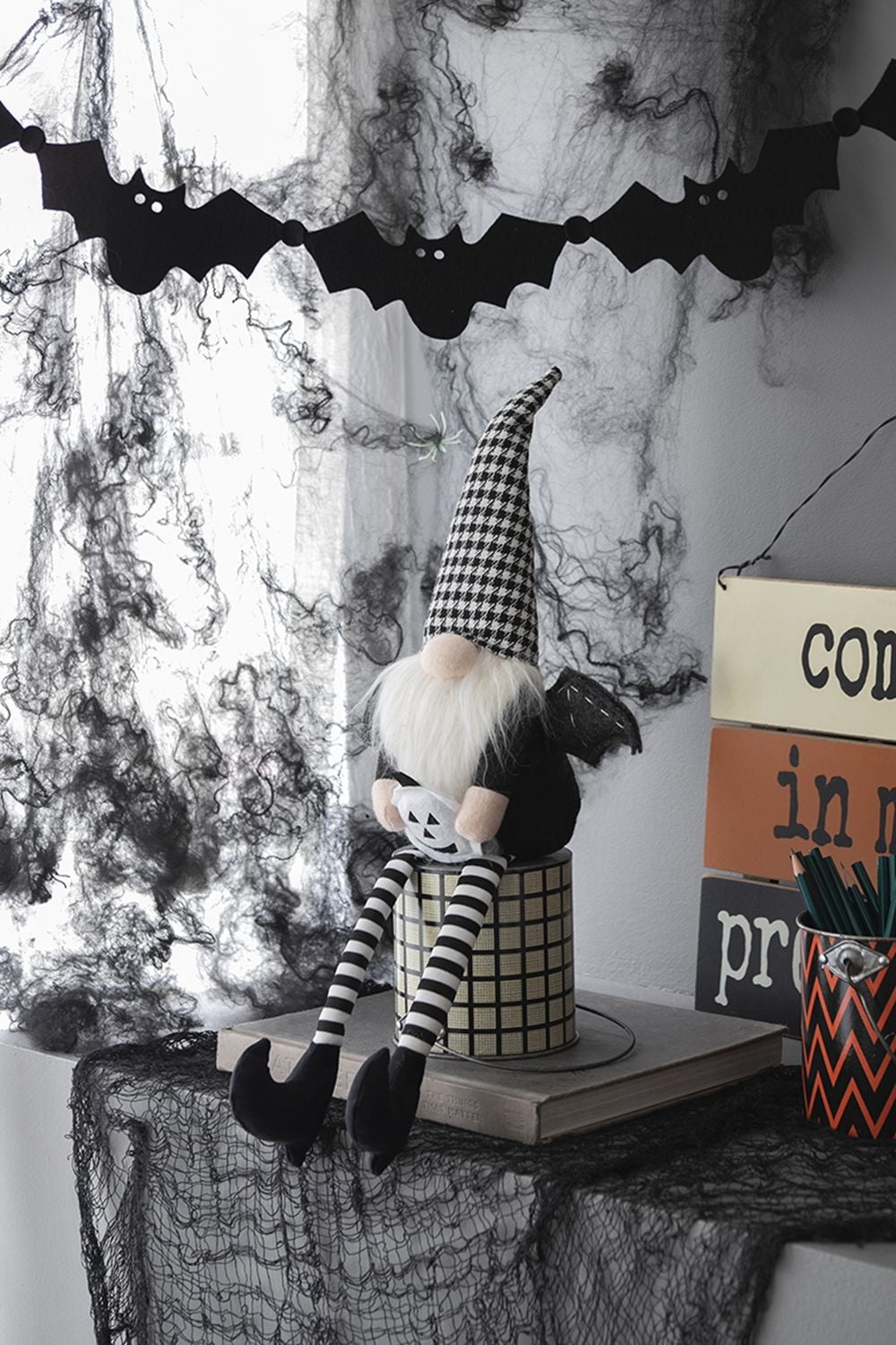 Set of 2 Halloween Gnome Decorations 23.5IN Polyester Fabric Sitting Gnome with Jack-O-Lantern for Indoor Tabletop Shelf Display