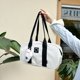 thumbnail image 4 of Bolso de viaje para mujer bolso de nailon bolso diario de gran capacidad con colgante, 4 of 9