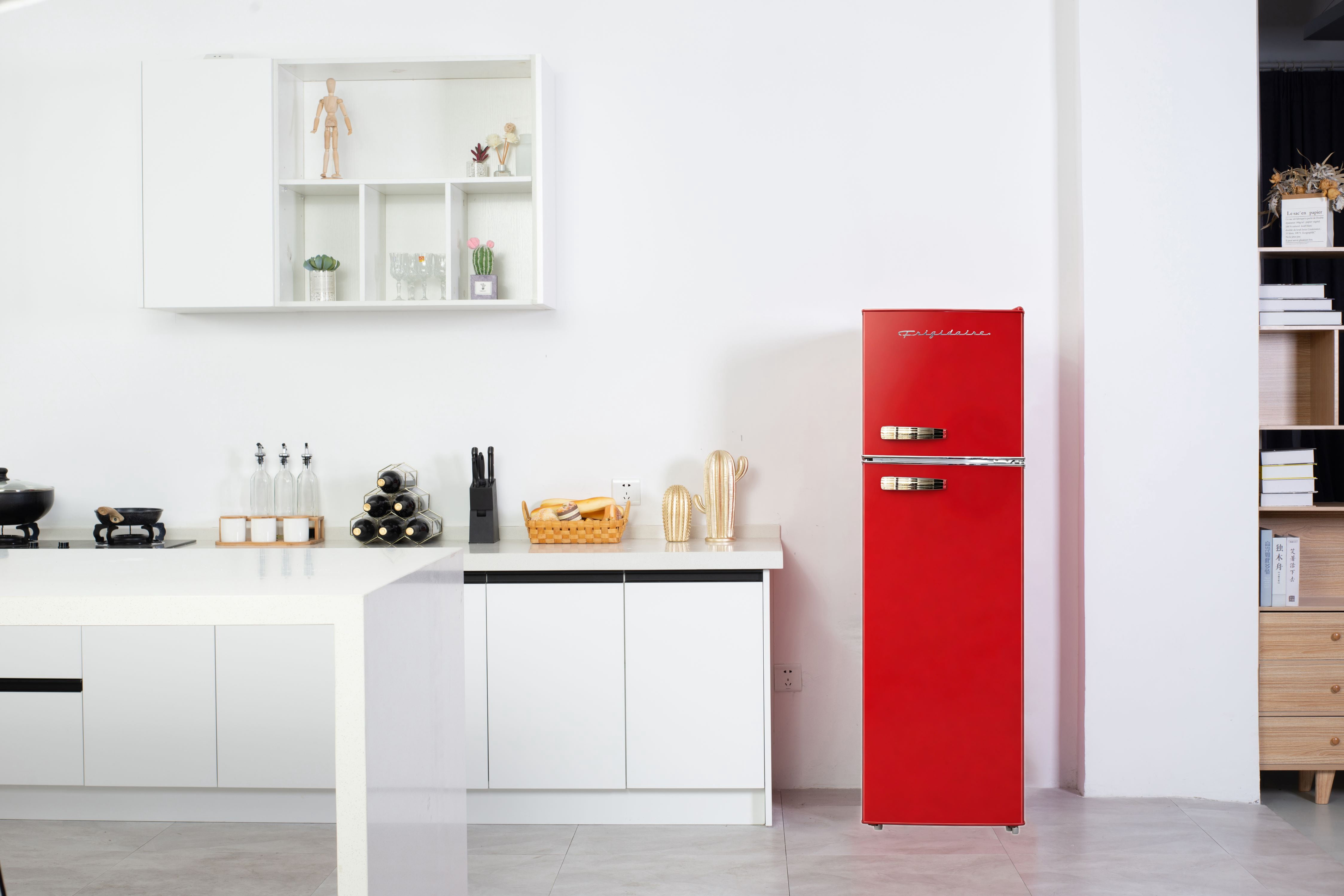 Frigidaire 10 Cu. Ft. Top Mount Retro Refrigerator, Apartment Size Compact Fridge, Red