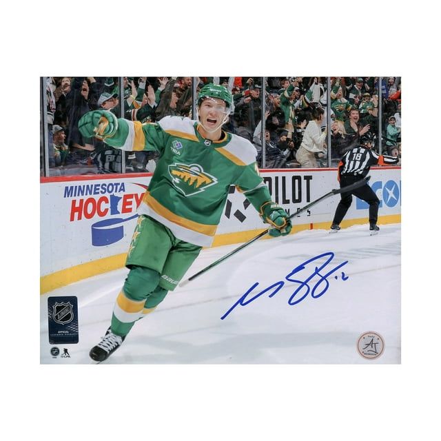 Matt Boldy Photo 8x10 Signée de Célébration du But de Hockey du Minnesota