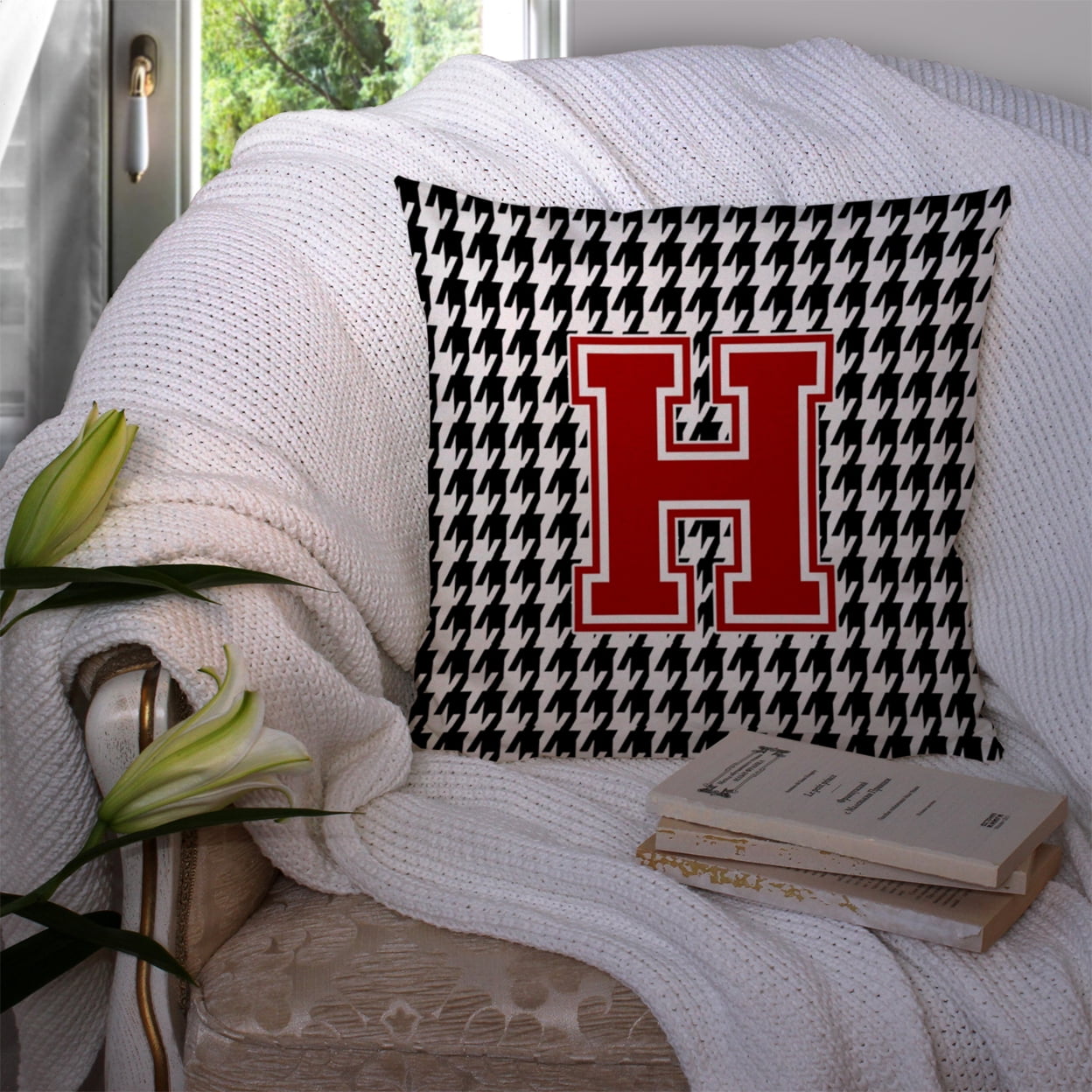 Carolines Treasures CJ1021-HPW1414 Monogram - Initial H Houndstooth Decorative Canvas Fabric Pillow CJ1021 14Hx14W