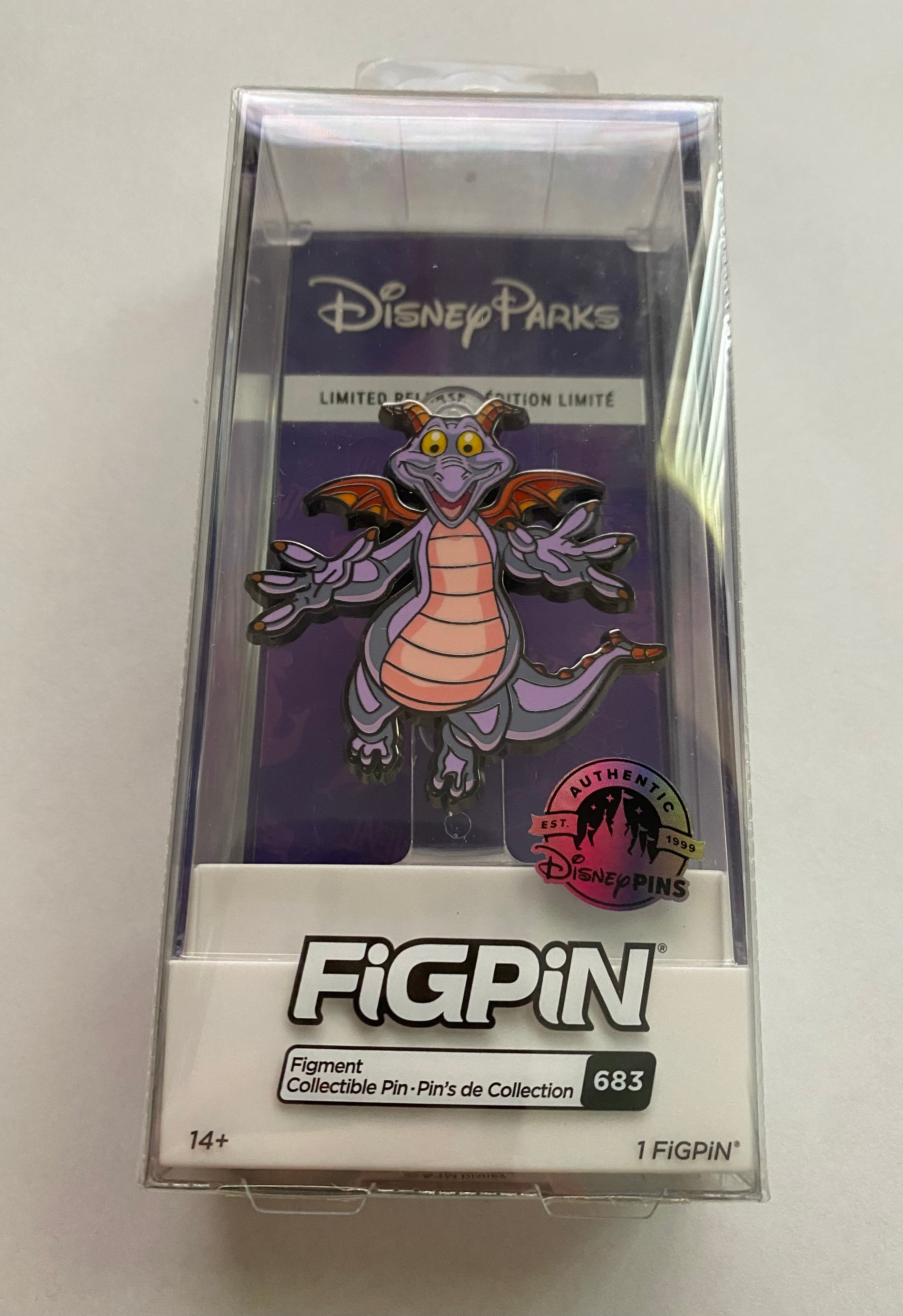 NEW Epcot's Figment Embroidery Pin Book Bag for Disney Pin Trading  Collections