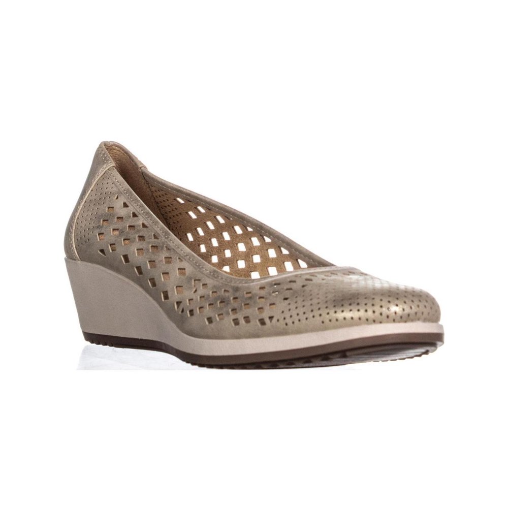 naturalizer gold wedge