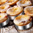 thumbnail image 3 of Moldes para muffins Yuxing juego de 20 de acero inoxidable 3,15 pulgadas plateados, 3 of 5