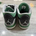 thumbnail image 3 of Taille 11.5 - Air Jordan 3 Rétro Vert Pin CT8532-030 OG Celtics Ciment Noir, 3 of 6