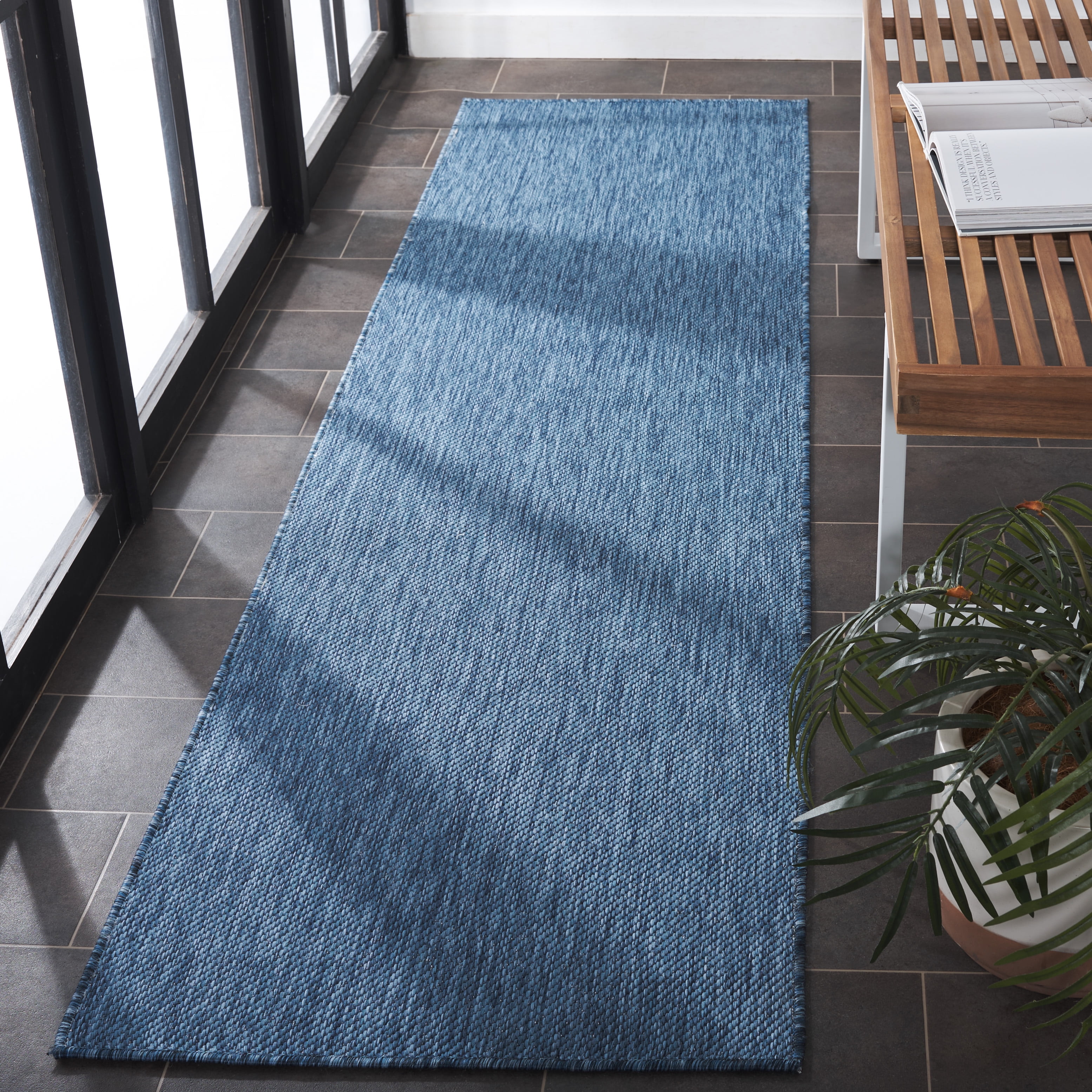 SAFAVIEH Beach House Lauressa Solid Indoor/Outdoor Runner Rug, Blue, 2'2" x 8'