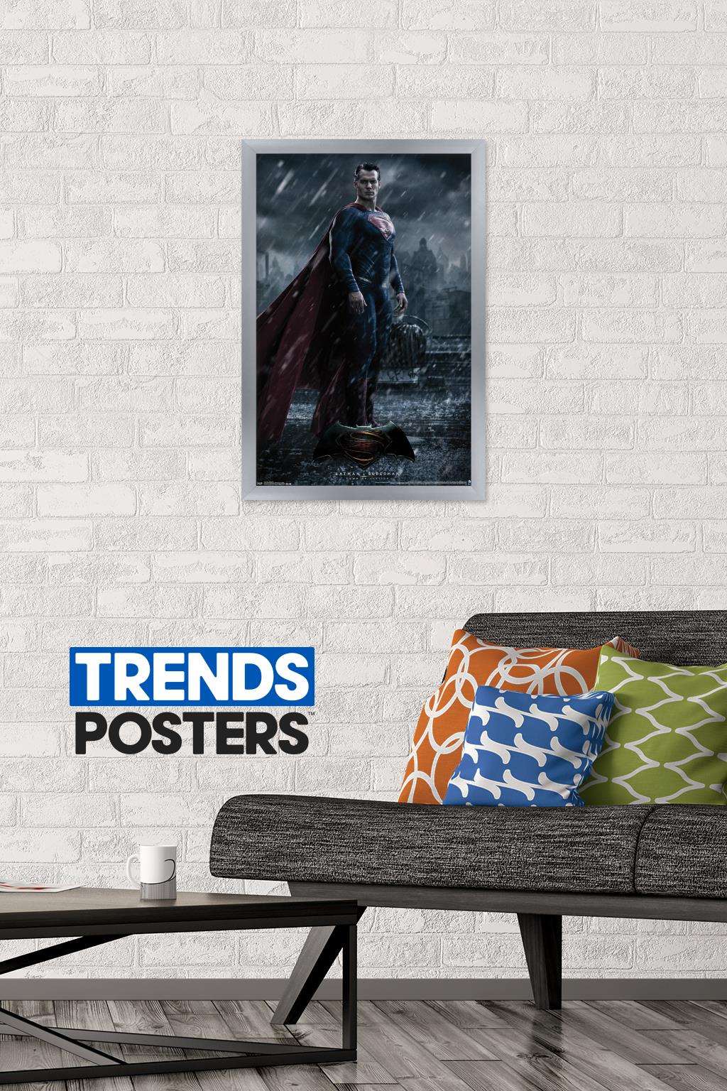 DC Comics Movie - Batman v Superman - Superman Wall Poster, 14.725" x 22.375", Framed