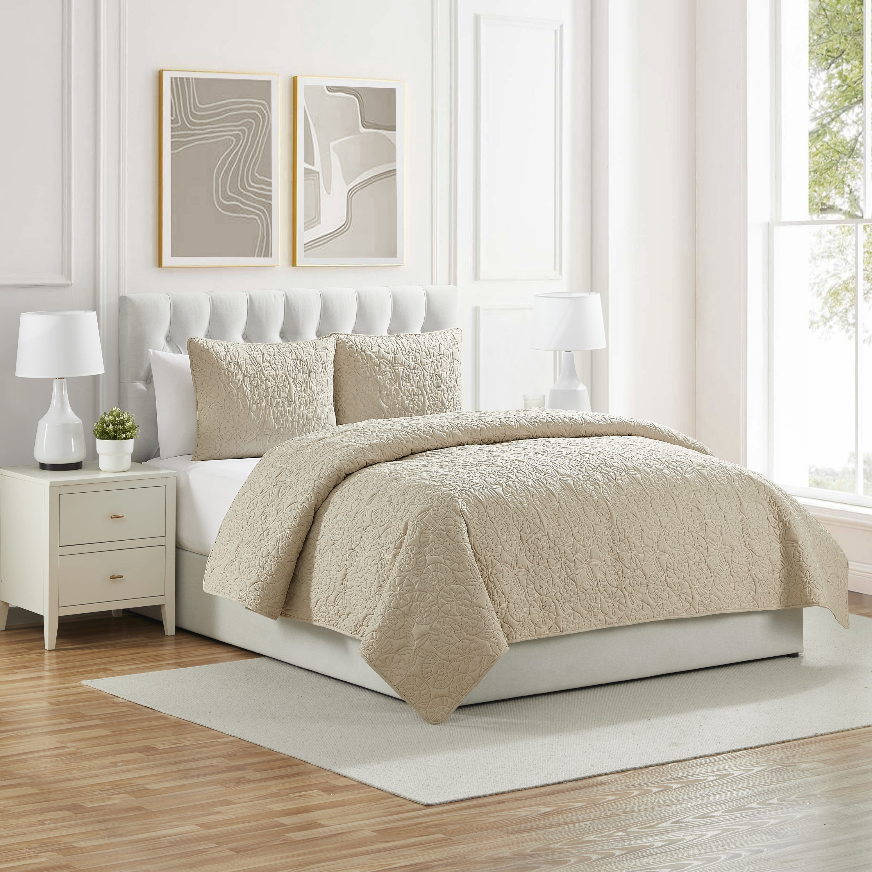 VCNY Home Seashell Coastal 3-Piece Taupe Textured Seashell Quilt Set, King, Adult, Unisex