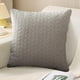 thumbnail image 3 of Funda de almohada plisada de terciopelo de 45 x 45 cm | Funda de cojín de sofá de terciopelo suave de color liso | Funda de almohada con soporte lumbar y cremallera oculta para oficina, protecci, 3 of 5