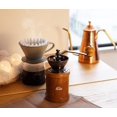 thumbnail image 2 of Gotero de café Kalita Mino Ware, porcelana, color beige, 2 a 4 tazas, 2 of 9