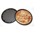 thumbnail image 4 of Paquete de 2 sartenes para pizza de acero al carbono, perforadas, antiadherentes, 31 cm, 4 of 9