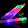 thumbnail image 1 of 12/15/30/60 piezas de barras luminosas LED a granel de colores RGB, barra de espuma luminosa, tubo de alegría, luz oscura para suministros para fiestas de Navidad, cumpleaños y bodas, 1 of 3