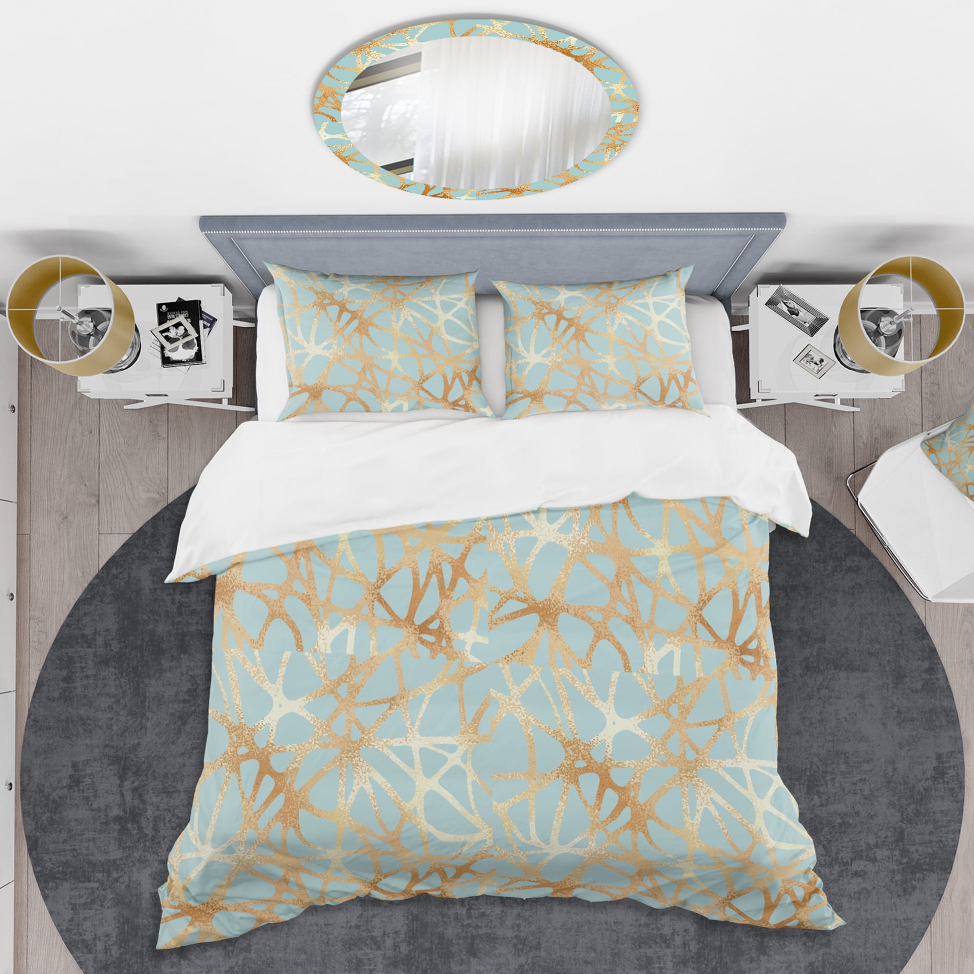 Designart 'Golden Luxury Metallic Geometrics IV' Mid-Century Modern Duvet Cover Set