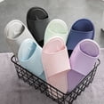 thumbnail image 2 of Zapatillas de casa de verano para interior, antideslizantes, con suela suave, para el baño, para el hogar, para parejas, de color liso, para hombre, 2 of 5