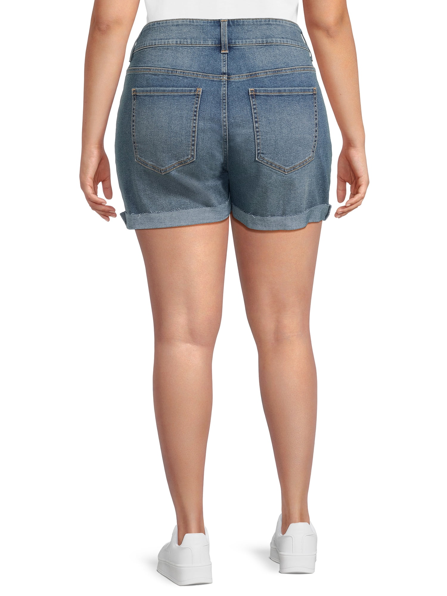 No Boundaries Juniors’ Mid Rise Double Button Denim Shorts, 4” Inseam, Sizes 1-21