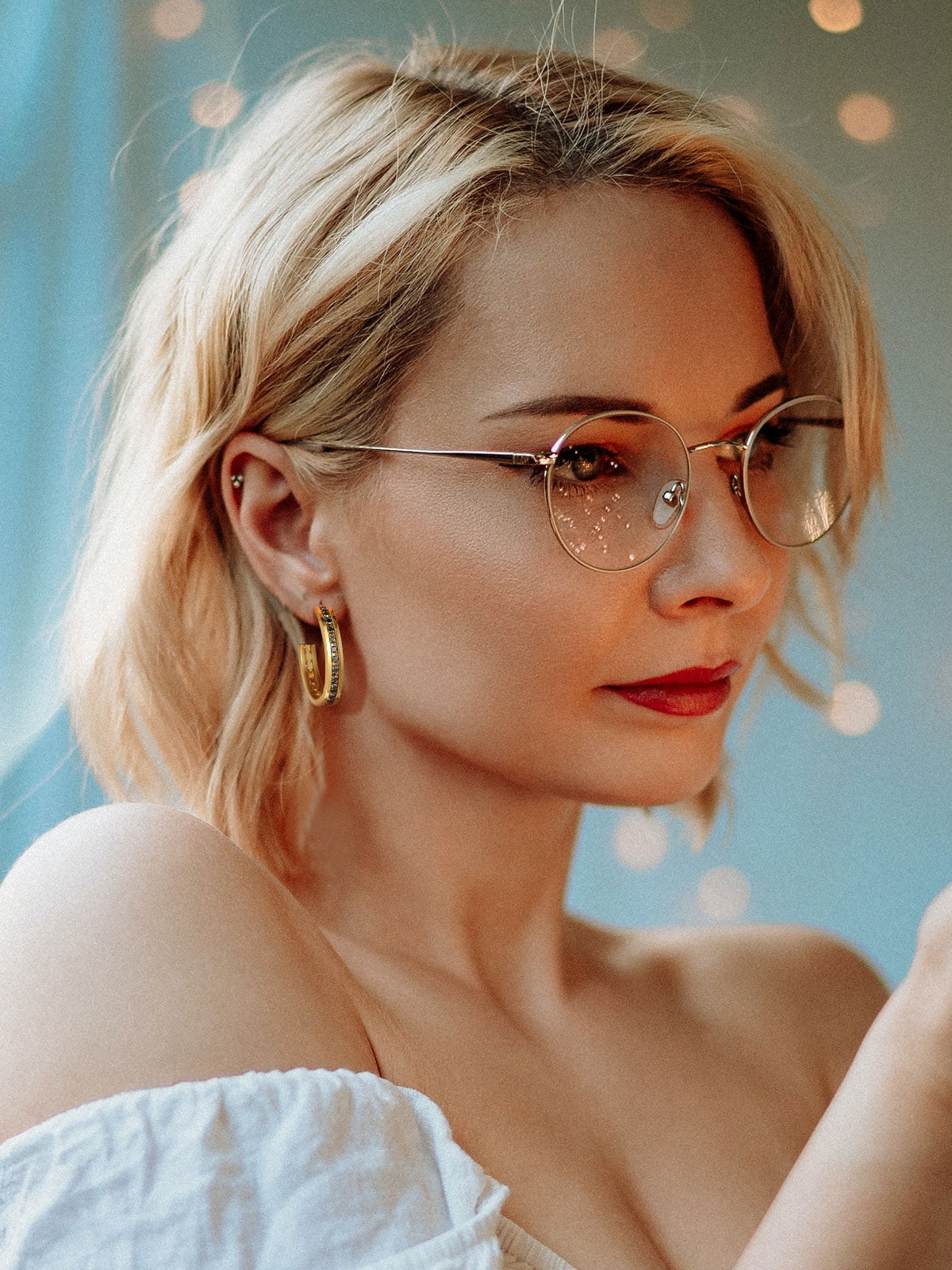 FindChic 14K Gold Plated Hoop Earrings for Women Stainless Steel Hoops with Black Cubic Zirconia Inlaid Birthday Mothers Day Jewelry Gifts Her Mom Wife, 30mm