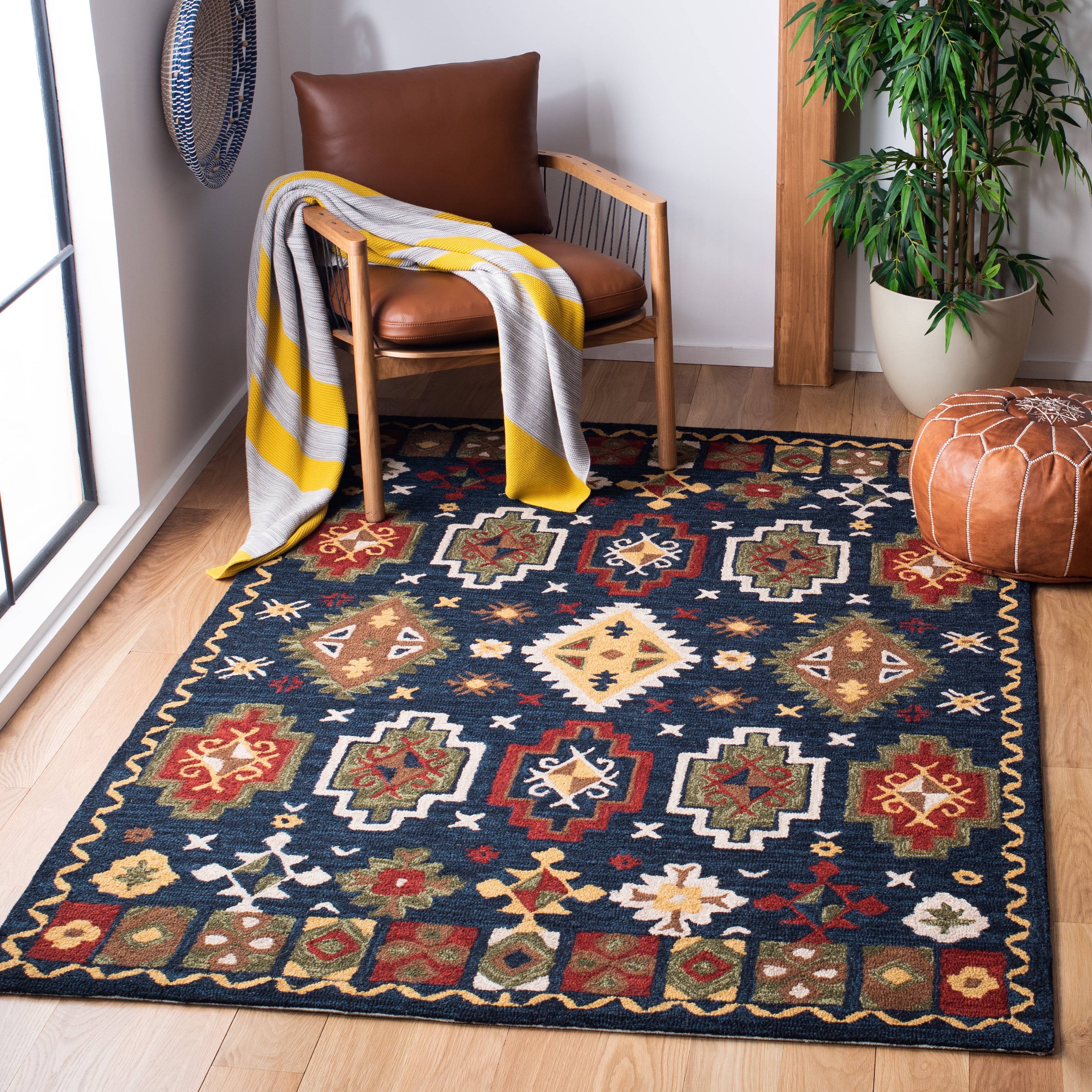 SAFAVIEH Heritage Damjana Tribal Wool Area Rug, Navy/Red, 4' x 6'