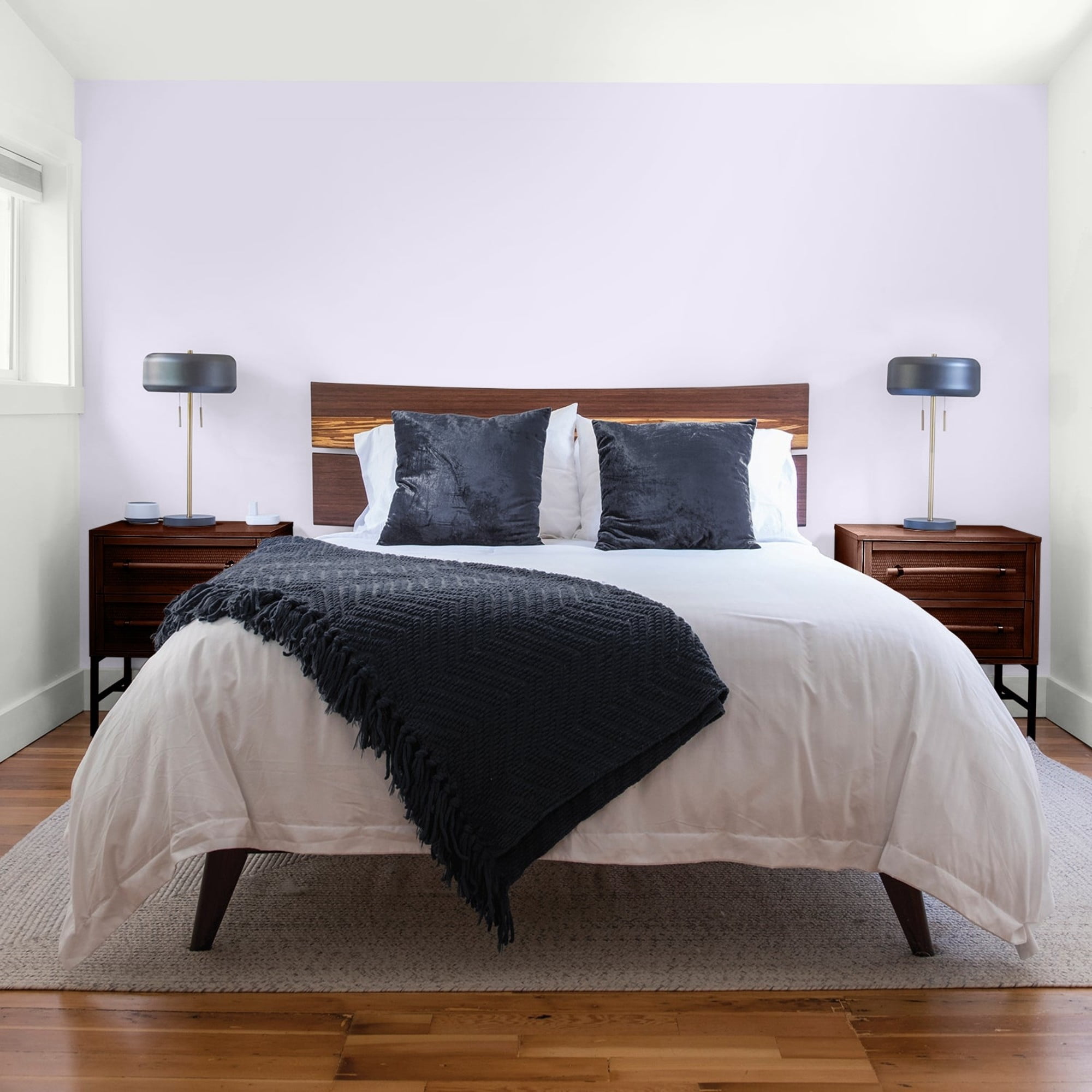 Glidden Spred Misty Violet / Purple, Flat Interior Paint with Primer, 1 Gallon