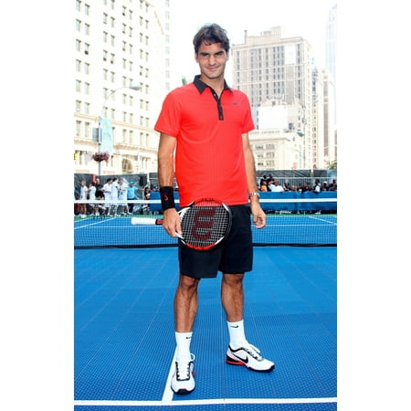 Roger Federer At A Public Appearance For Nike Unveiles 2009 Us Open Looks 23Rd Street And Broadway In Manhattan New York Ny August 26 2009 Photo By Rob KimEverett Collection (Best New York Broadway Shows 2019)