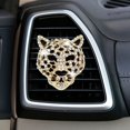 thumbnail image 2 of Sujetadores para rejilla de ventilación del auto Xinjincang Bling Leopardo, 2 piezas, 2 of 7