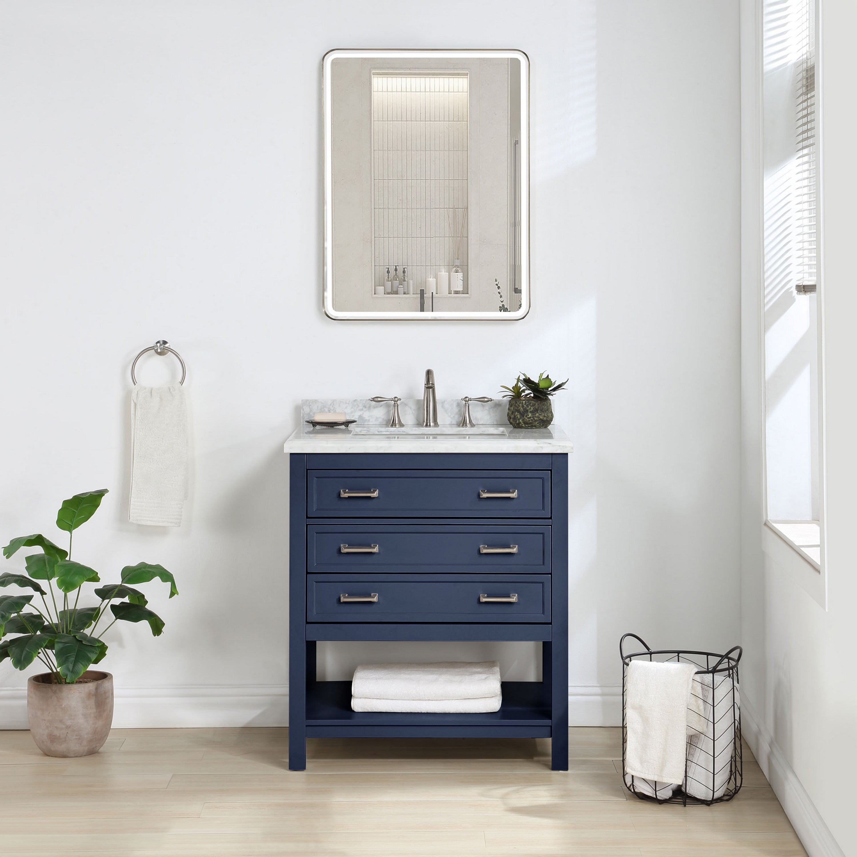 Furniture of America Freya 31