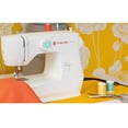 SINGER® M1500 Mechanical Sewing Machine with 57 Stitch Applications