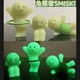 thumbnail image 4 of Sonny Angel Smiski Work Serie Mystery Lindo Noctilucent Green Doll Figuras de acción Dibujos animados Decoración de escritorio Modelo Muñeca Regalo Juguetes, 4 of 5