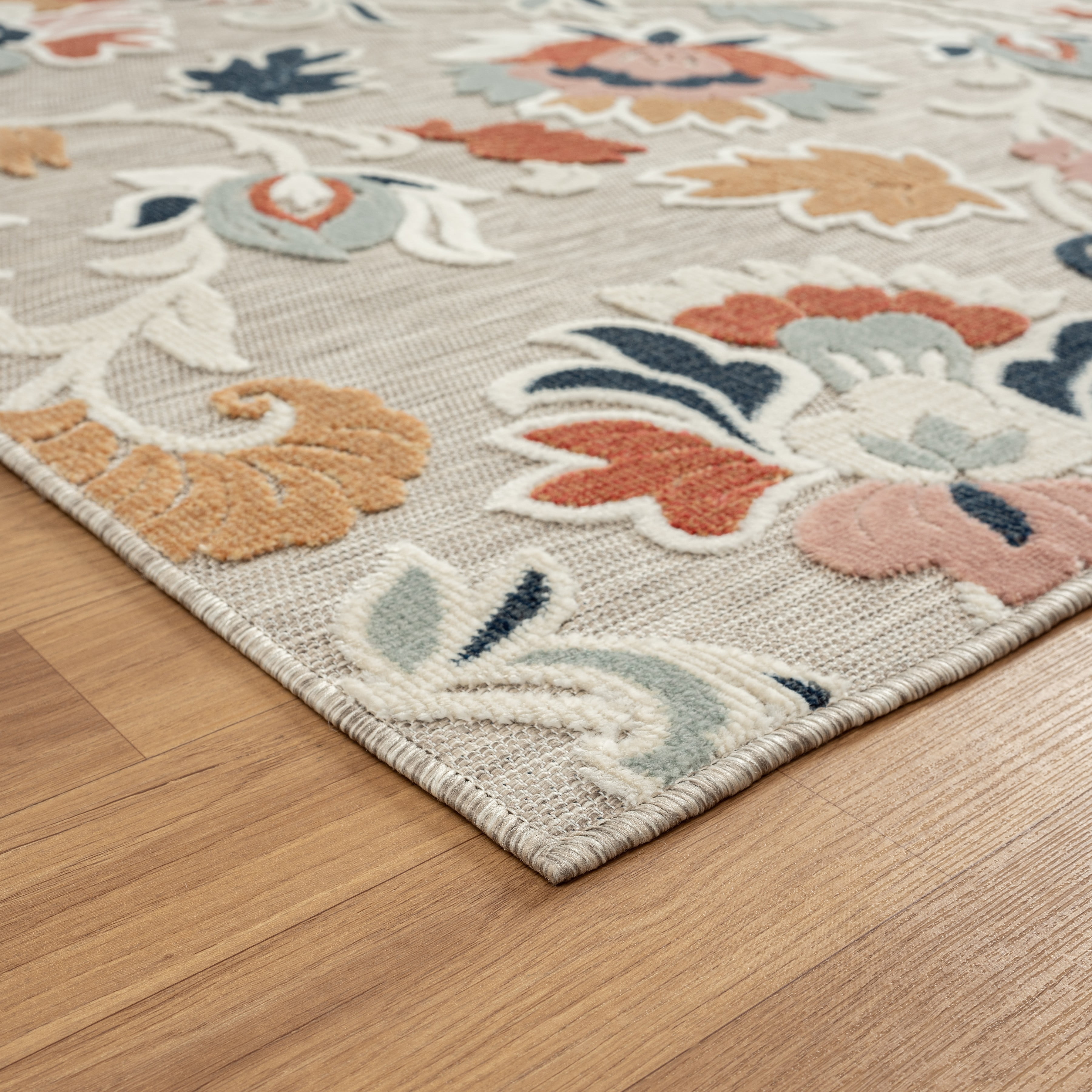 LR Home Elise 5' x 7' Coral/Gray Floral Hi-Low Indoor/Outdoor Area Rug