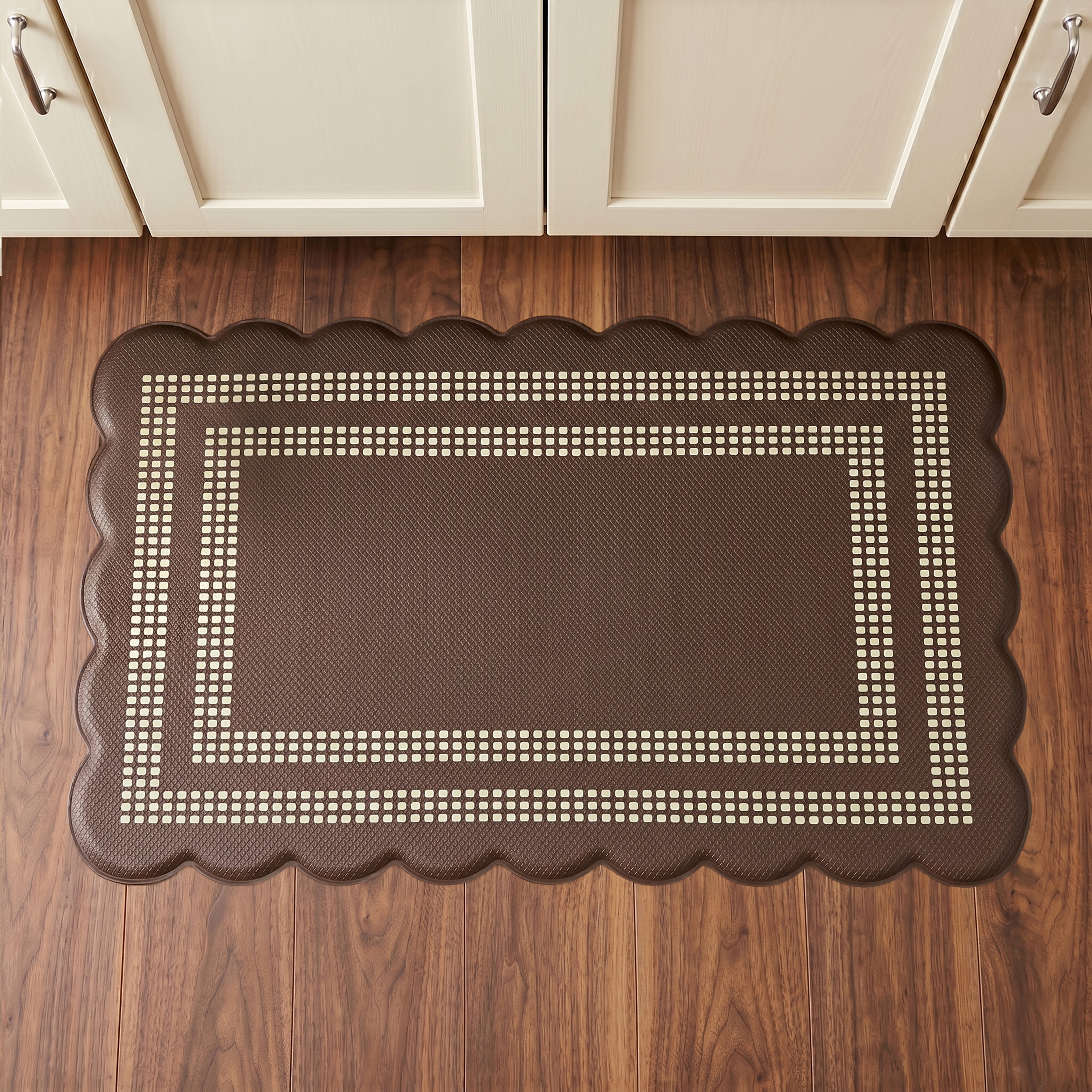 Scalloped Edge Anti-Fatigue Mat 18x30 - Remi - Brown/Ivory