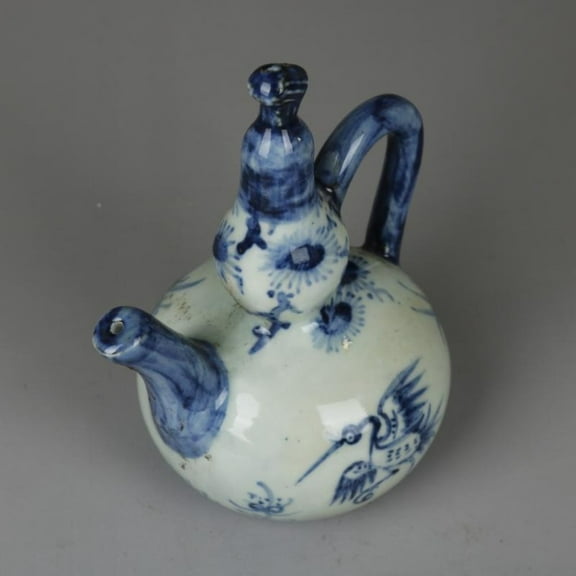 Late Qing Dynasty Hand-painted Blue and White Crane Pattern Gourd Pot Type Water