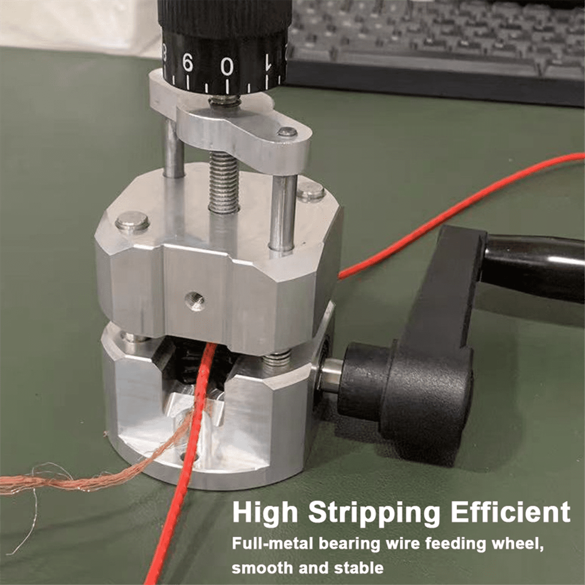 Portable Wire Stripper Aluminum Alloy Manual Wire Stripping Tool 2-20mm Cable Electric Peeling Machine with Hand Crank,1 x Household Wire Stripper,Silver