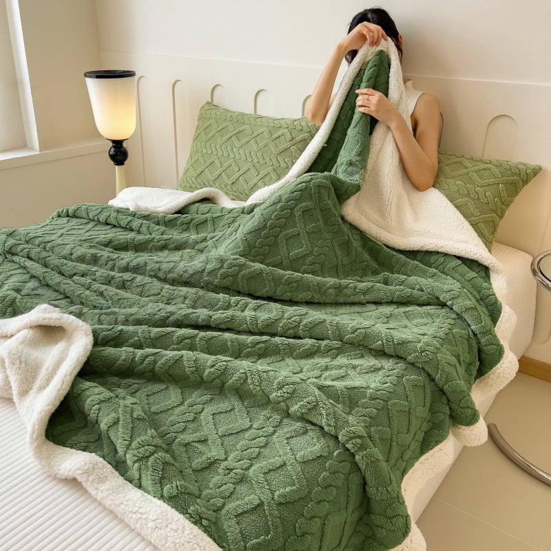 ROSEKIND Luxury Diamond Jacquard Sherpa Throw Blanket, Ultra Soft Reversible Fleece Bed Blanket for Couch & Sofa, Warm & Decorative, 40"x60", Sage Green
